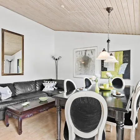 Holiday home Hus 2 *