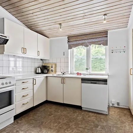 Hus 2 Holiday home Brovst