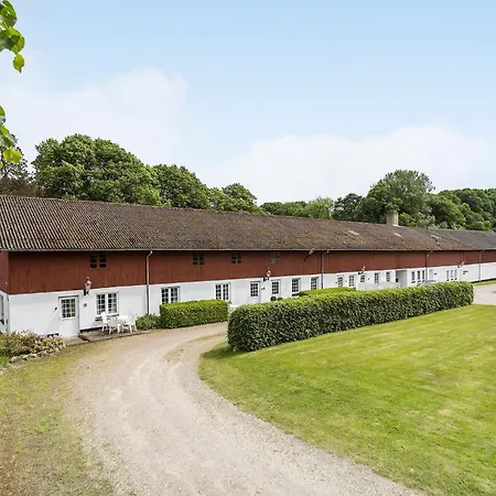 Hus 2